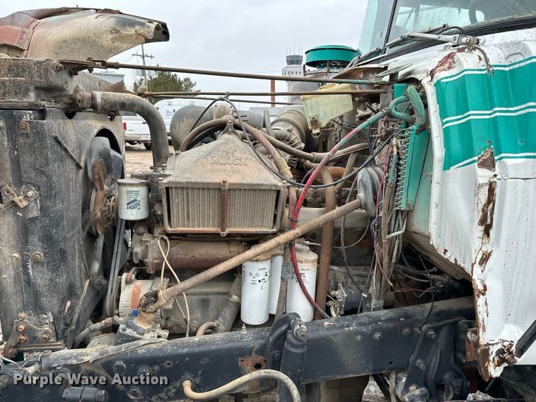 image for item NN9368 1979 Mack cable tool rig truck