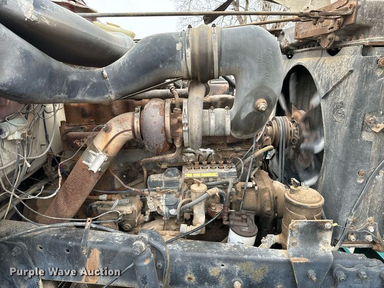 image for item NN9368 1979 Mack cable tool rig truck