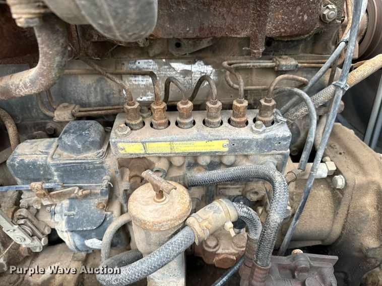 image for item NN9368 1979 Mack cable tool rig truck