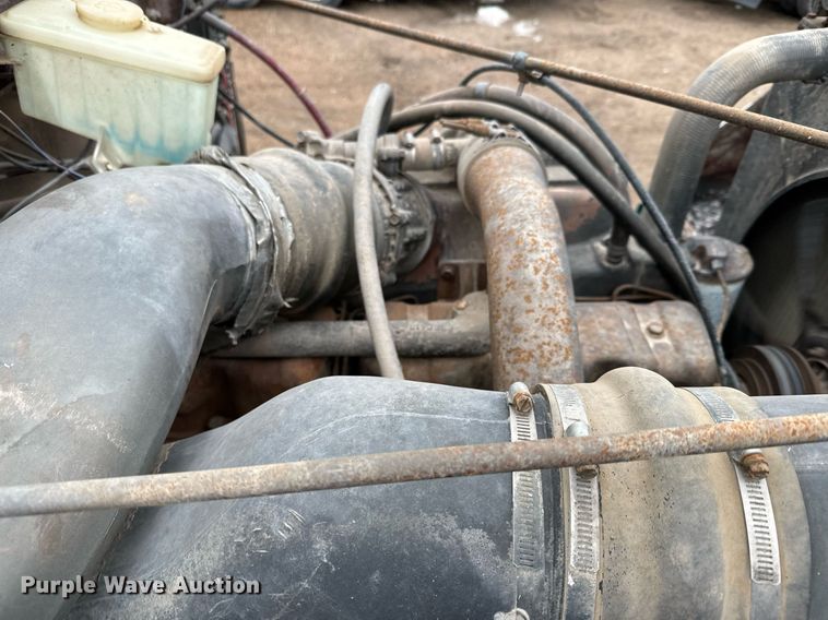 image for item NN9368 1979 Mack cable tool rig truck