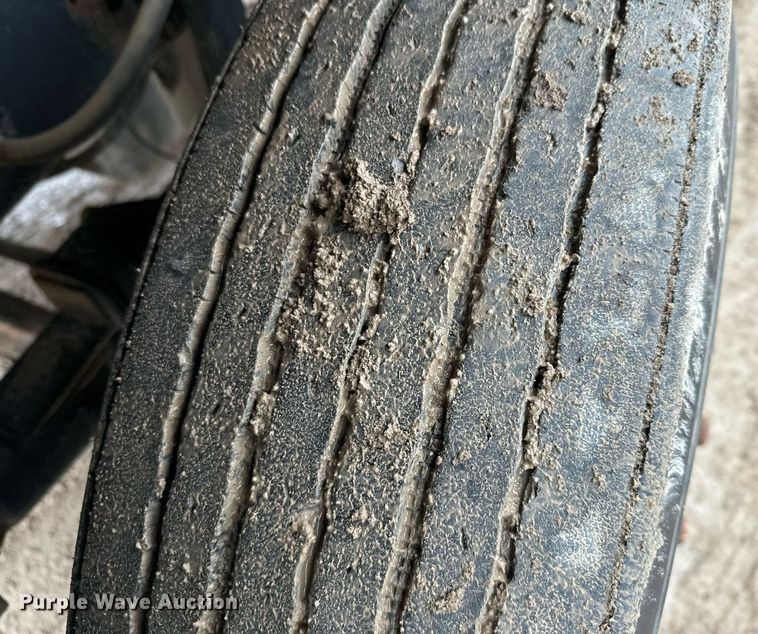 image for item NN9368 1979 Mack cable tool rig truck