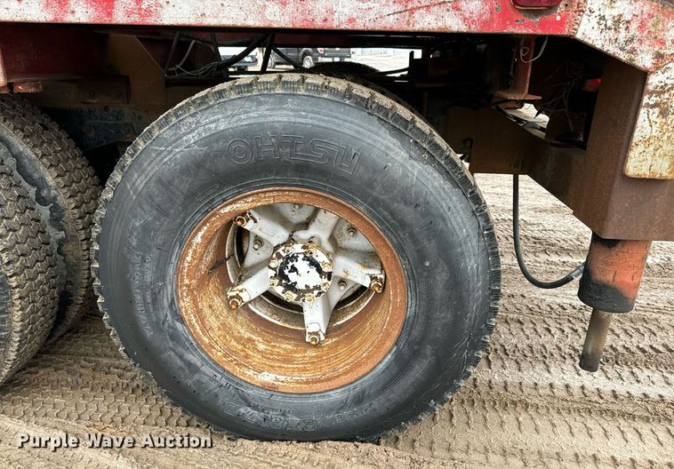 image for item NN9368 1979 Mack cable tool rig truck