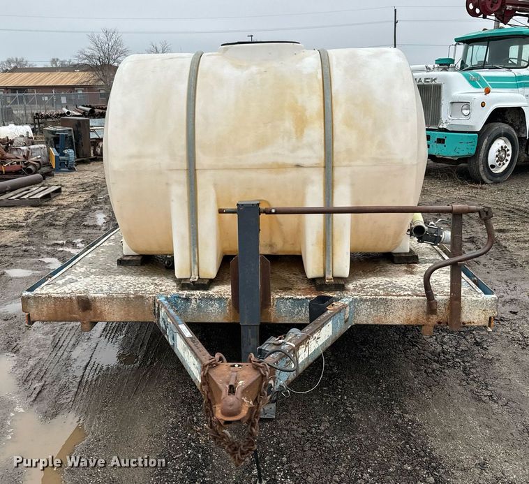 image for item NN9369 1991 Boyer pump trailer