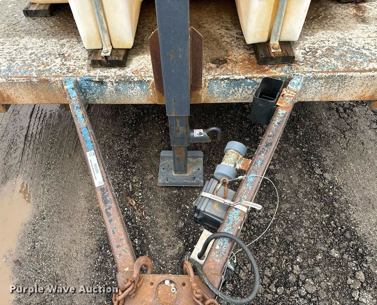 image for item NN9369 1991 Boyer pump trailer