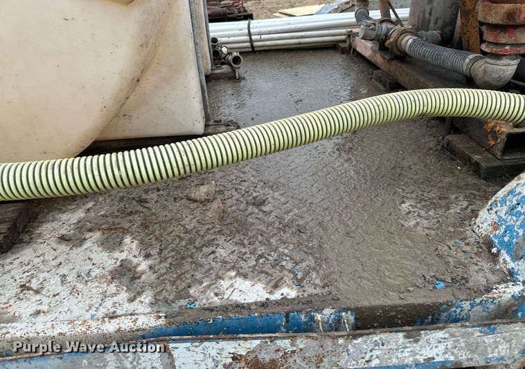 image for item NN9369 1991 Boyer pump trailer