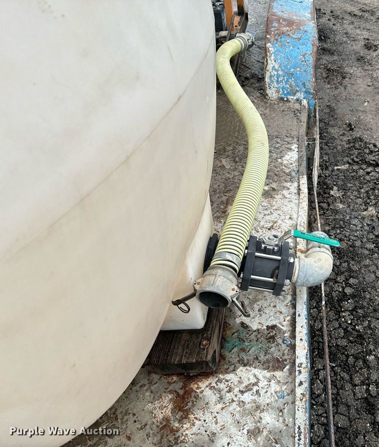 image for item NN9369 1991 Boyer pump trailer