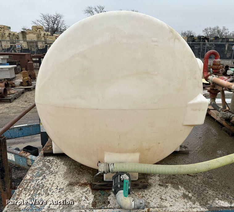 image for item NN9369 1991 Boyer pump trailer