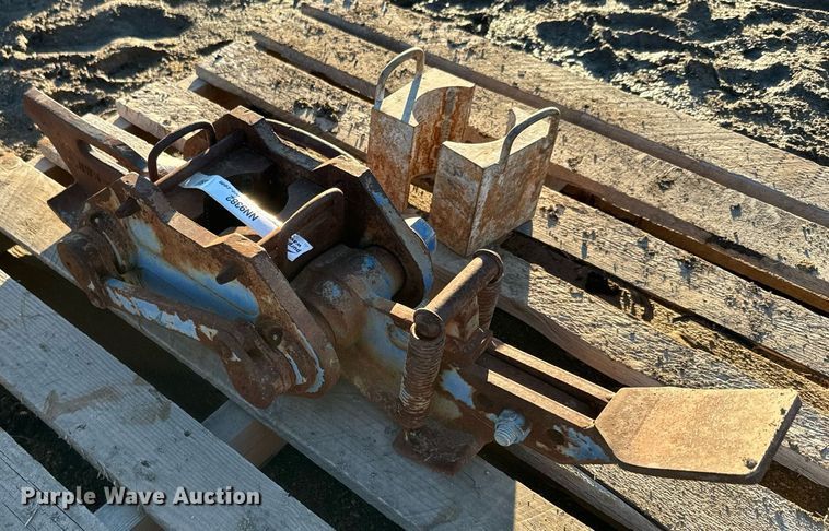 image for item NN9382 Foot clamp