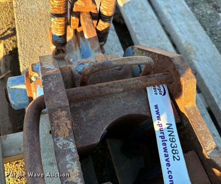 image for item NN9382 Foot clamp