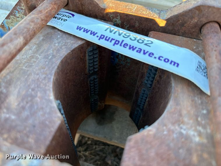 image for item NN9382 Foot clamp