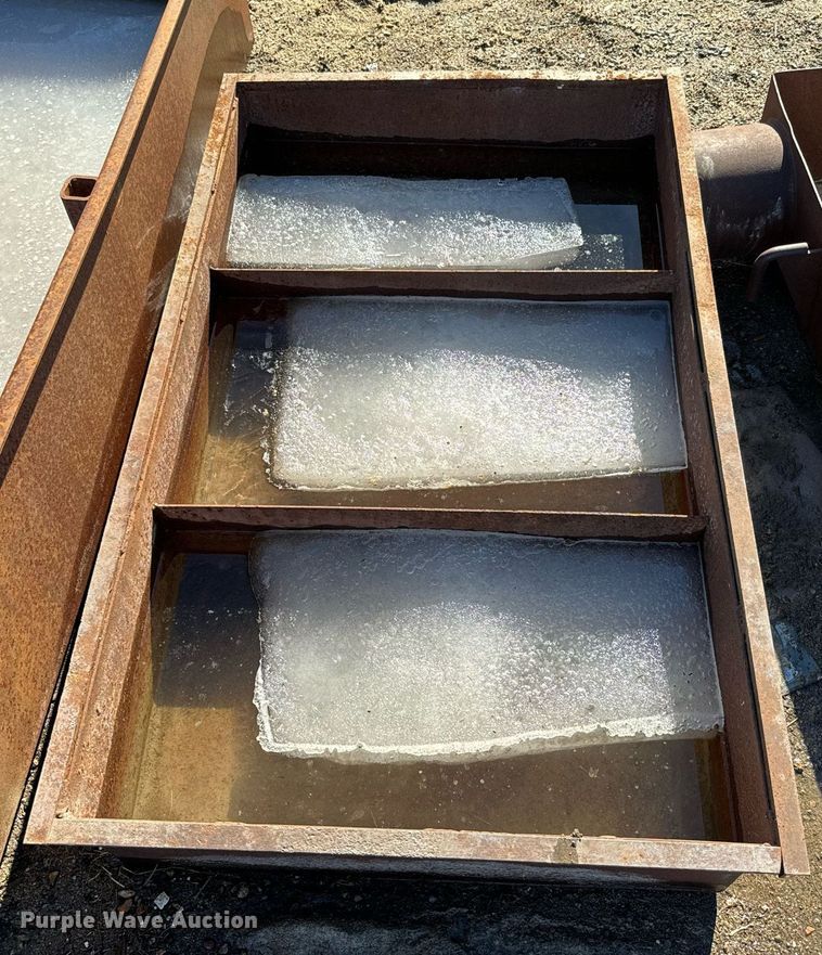 image for item NN9384 (4) drilling pits