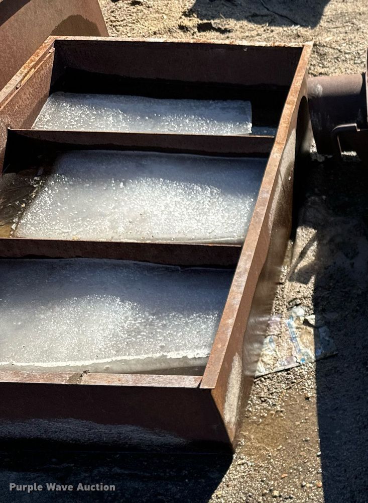 image for item NN9384 (4) drilling pits