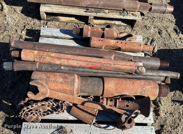 image for item NN9387 Cable tool rig tooling