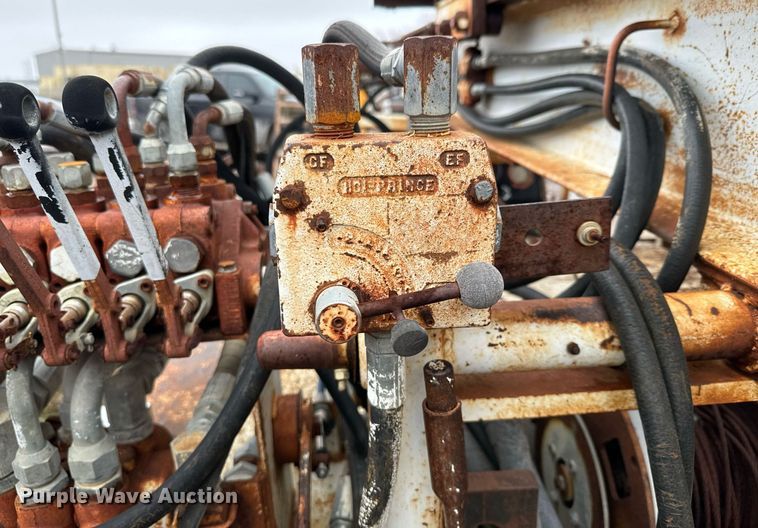 image for item NN9400 Shop Built drilling rig