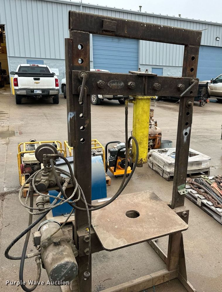 image for item NN9408 Shop built hydraulic press