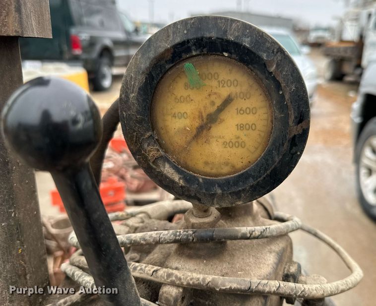 image for item NN9408 Shop built hydraulic press