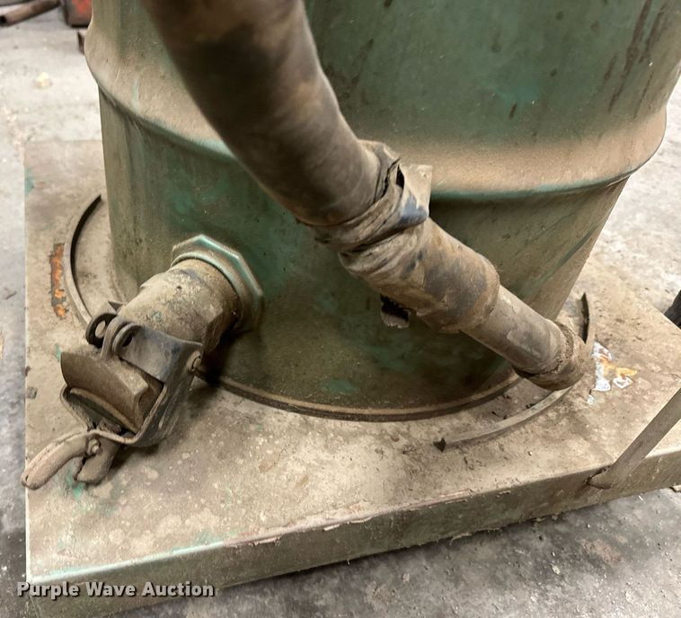 image for item NN9408 Shop built hydraulic press