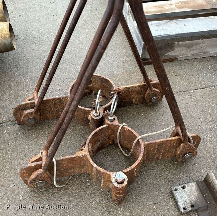 image for item NN9409 (8) pipe elevators