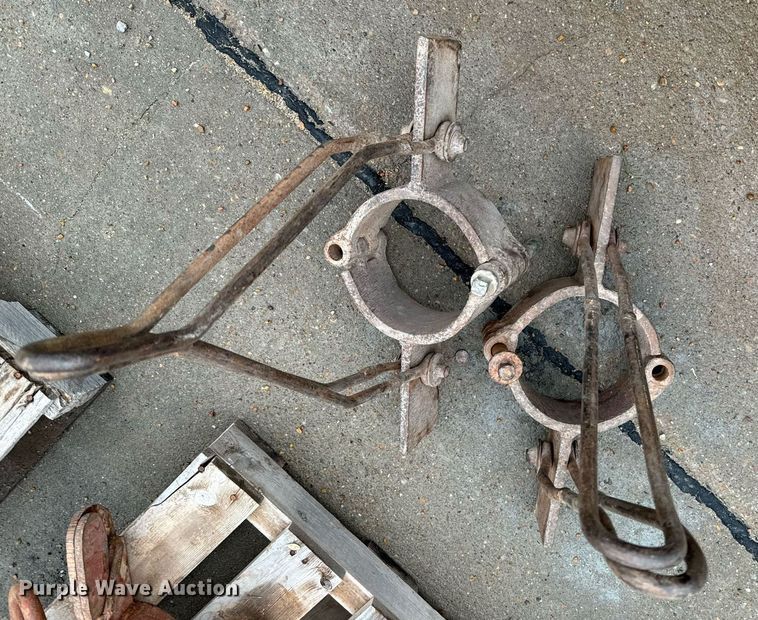 image for item NN9409 (8) pipe elevators
