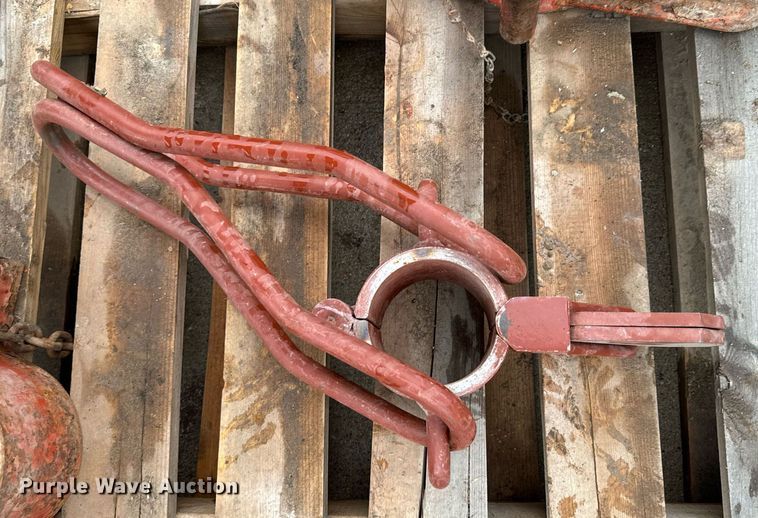image for item NN9409 (8) pipe elevators