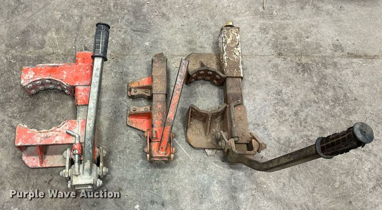 image for item NN9409 (8) pipe elevators