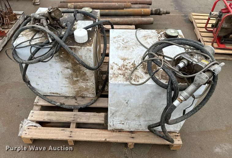 image for item NN9411 (2) 50 gallon auxiliary fuel tanks