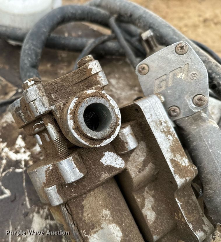 image for item NN9411 (2) 50 gallon auxiliary fuel tanks