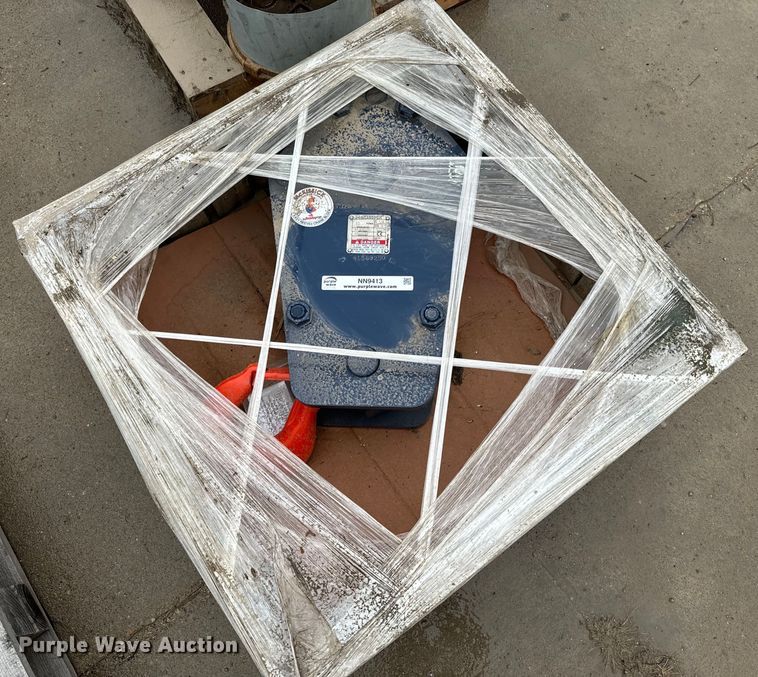 image for item NN9413 Mckissick crane block and hook