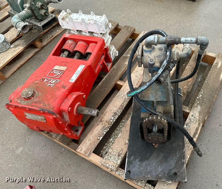 image for item NN9414 (2) John Bean pumps