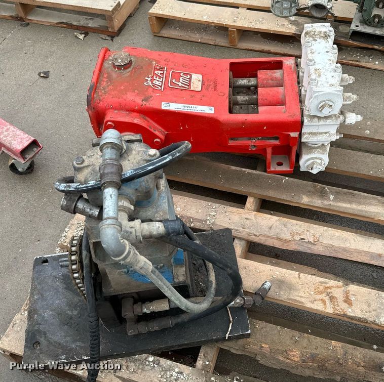 image for item NN9414 (2) John Bean pumps