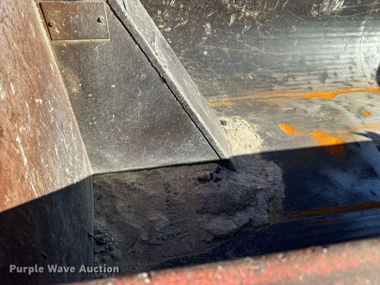 image for item NN9442 2016 Kenworth T880 dump truck