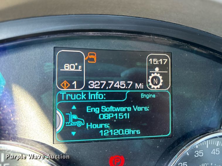 image for item NN9442 2016 Kenworth T880 dump truck