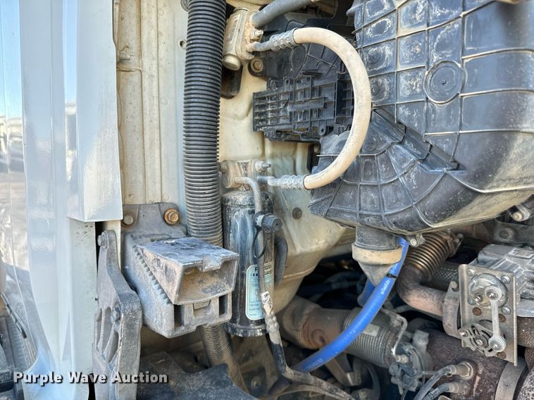 image for item NN9442 2016 Kenworth T880 dump truck