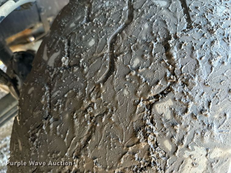 image for item NN9442 2016 Kenworth T880 dump truck