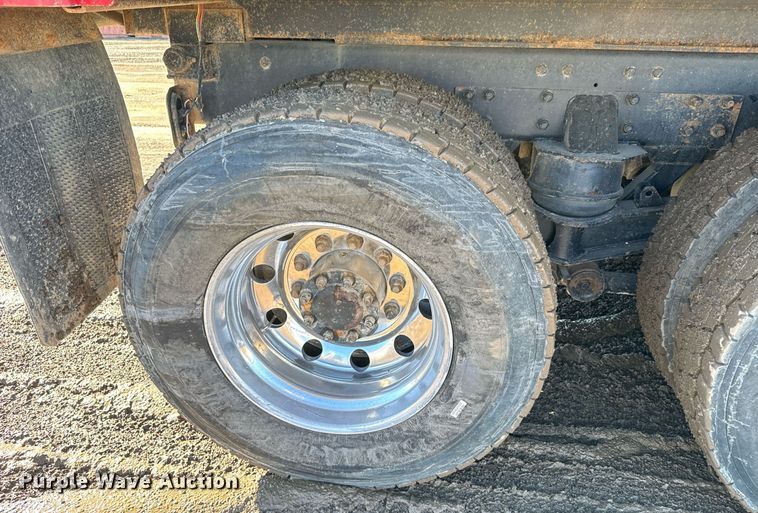 image for item NN9442 2016 Kenworth T880 dump truck