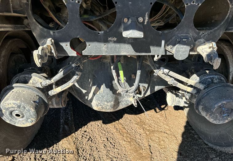 image for item NN9442 2016 Kenworth T880 dump truck