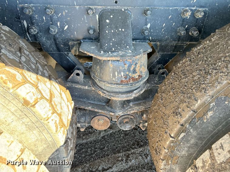 image for item NN9442 2016 Kenworth T880 dump truck