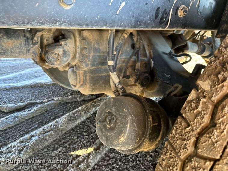 image for item NN9442 2016 Kenworth T880 dump truck