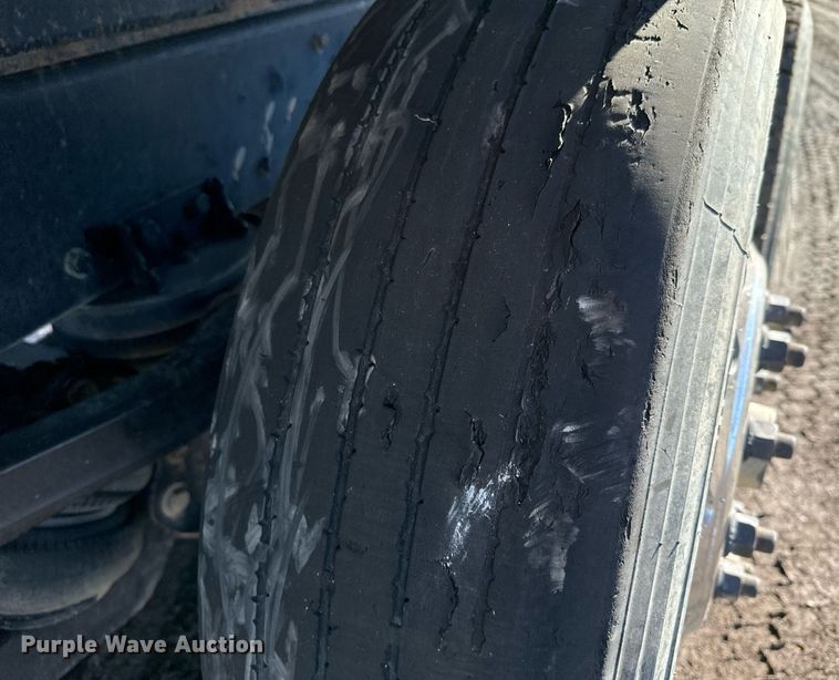 image for item NN9442 2016 Kenworth T880 dump truck