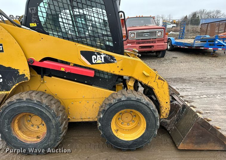 image for item NN9443 2013 Caterpillar  246C skid steer loader