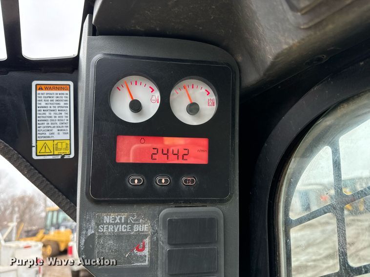 image for item NN9443 2013 Caterpillar  246C skid steer loader