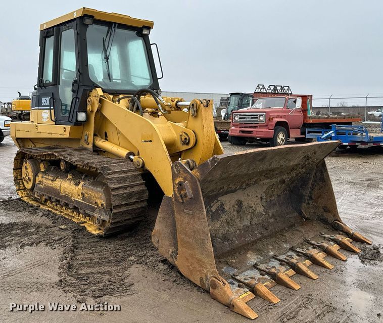 image for item NN9445 2002 Caterpillar  953C track loader