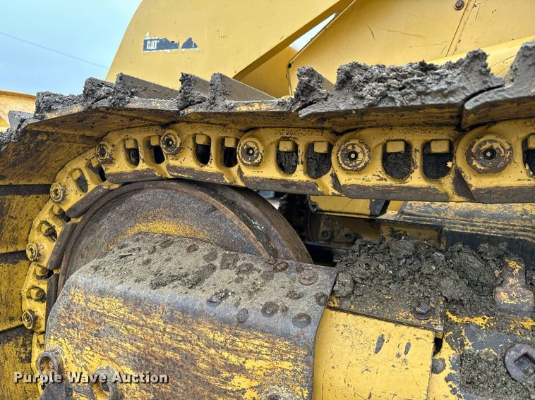 image for item NN9445 2002 Caterpillar  953C track loader