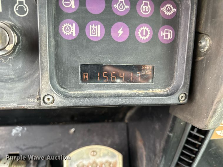 image for item NN9445 2002 Caterpillar  953C track loader