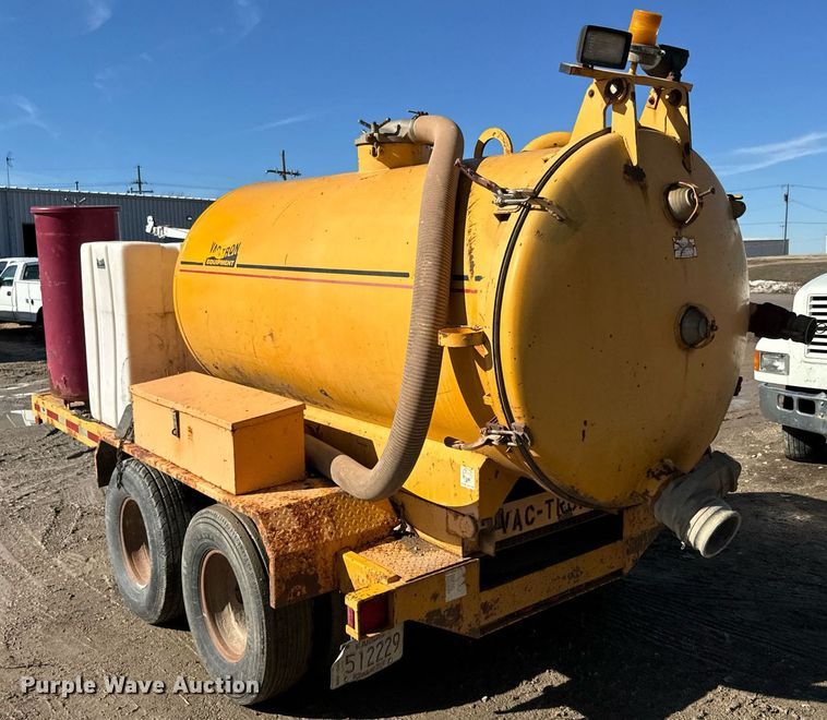 image for item NN9447 2005 Vactron PMD800 vacuum excavator