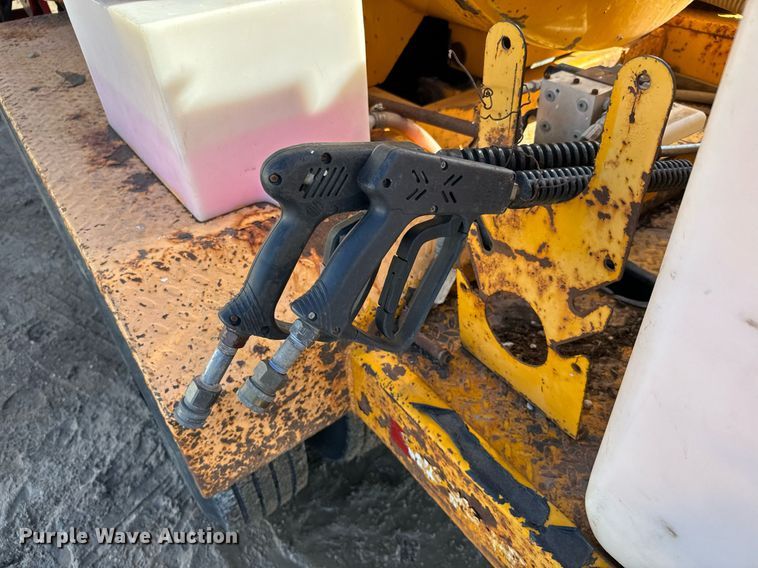 image for item NN9447 2005 Vactron PMD800 vacuum excavator