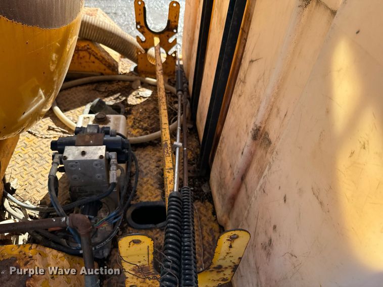 image for item NN9447 2005 Vactron PMD800 vacuum excavator