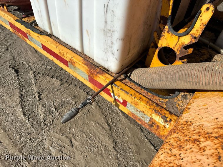 image for item NN9447 2005 Vactron PMD800 vacuum excavator