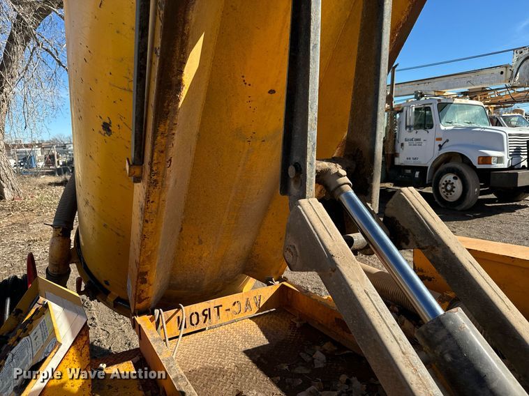 image for item NN9447 2005 Vactron PMD800 vacuum excavator