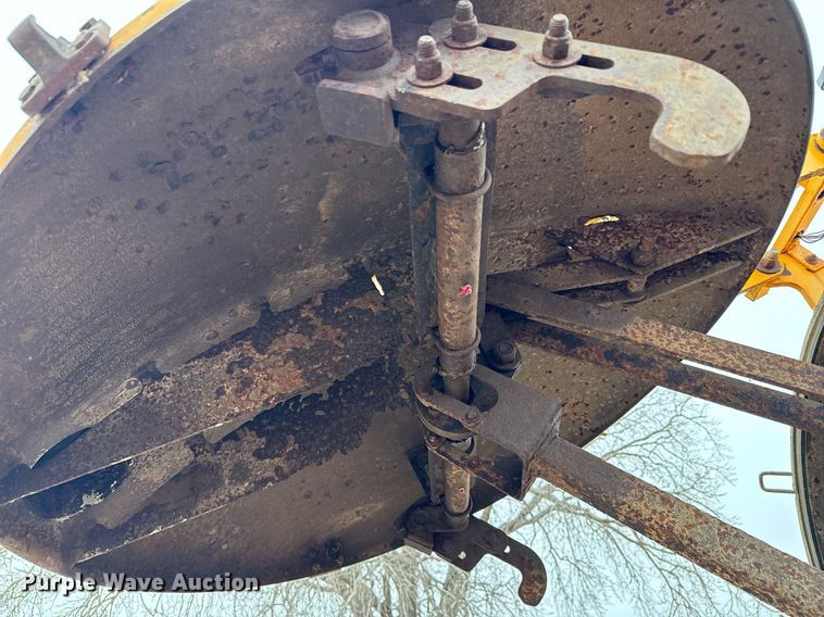 image for item NN9447 2005 Vactron PMD800 vacuum excavator